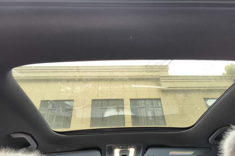 Used Mercedes-Benz GLB 2022 GLB 220 Dynamic Edition Headliner