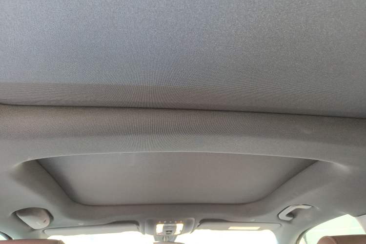 Used Mercedes-Benz GLB 2022 Updated GLB 200 Fashion Edition Headliner