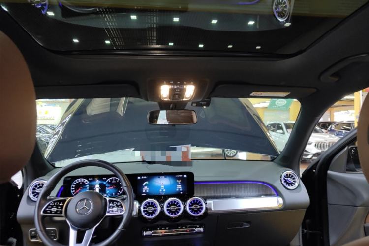 Used Mercedes-Benz GLB 2022 Updated GLB 200 Fashion Edition Headliner