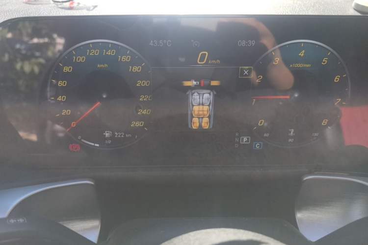 Used Mercedes-Benz GLB 2022 Second Facelift GLB 200 Fashion Edition Instrument Cluster