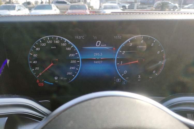 Used Mercedes-Benz GLB 2022 Refresh GLB 200 Dynamic Edition Instrument Cluster