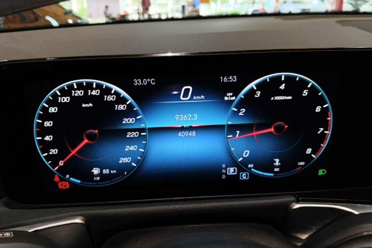 Used Mercedes-Benz GLB 2022 Second Facelift GLB 200 Dynamic Edition Instrument Cluster