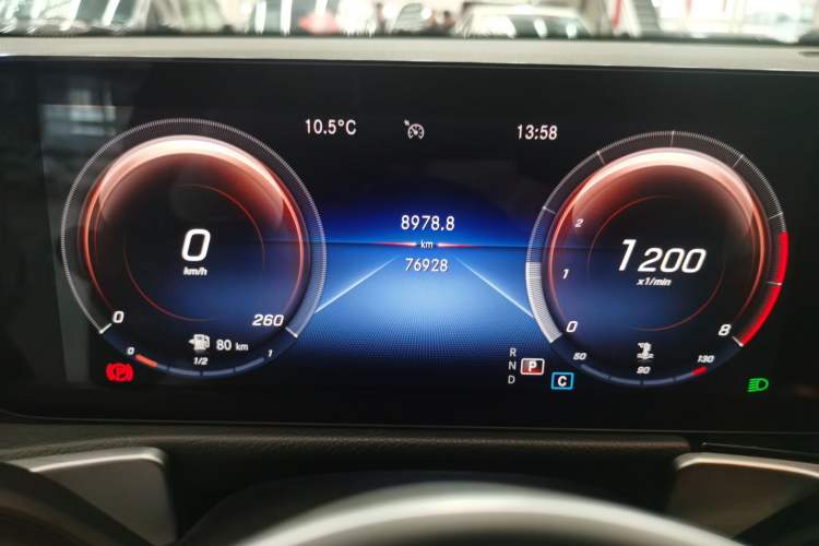 Used Mercedes-Benz GLB 2022 Updated GLB 200 Fashion Edition Instrument Cluster