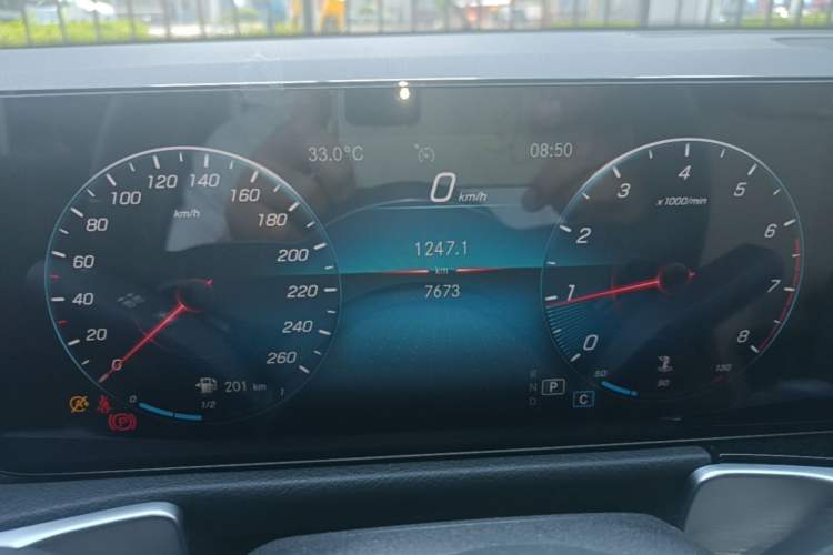 Used Mercedes-Benz GLB 2022 Updated GLB 200 Fashion Edition Instrument Cluster