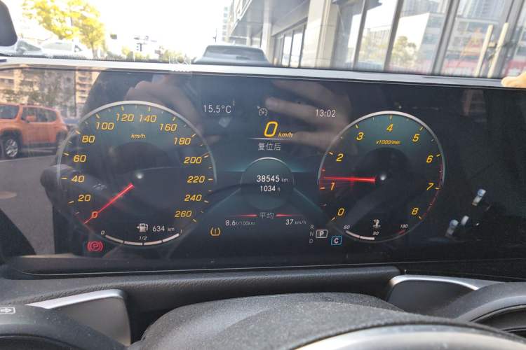 Used Mercedes-Benz GLB 2022 GLB 220 Dynamic Edition Instrument Cluster