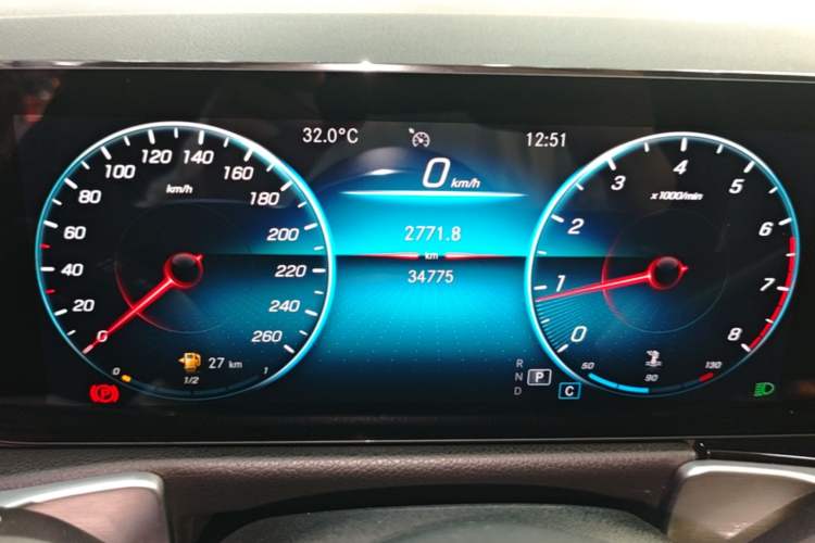 Used Mercedes-Benz GLB 2022 Second Facelift GLB 200 Fashion Edition Instrument Cluster