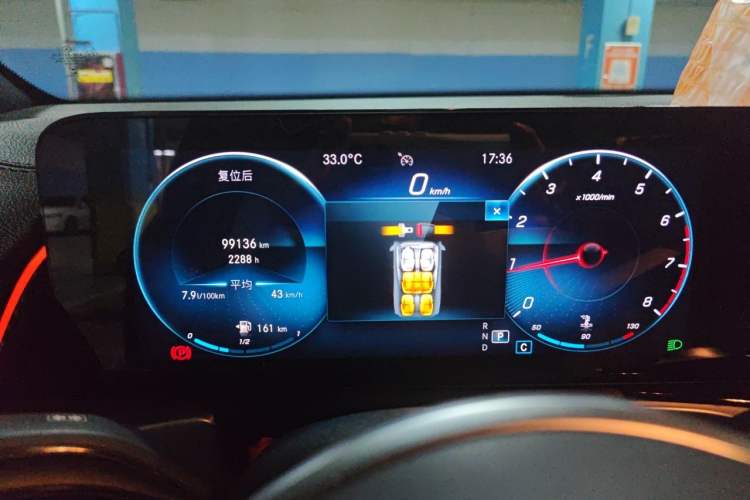 Used Mercedes-Benz GLB 2022 Updated GLB 200 Fashion Edition Instrument Cluster