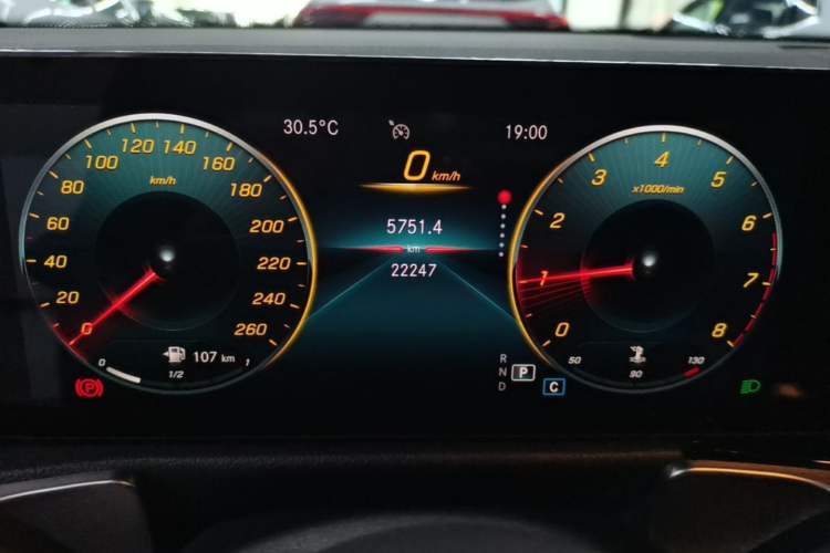 Used Mercedes-Benz GLB 2022 GLB 220 Dynamic Edition Instrument Cluster
