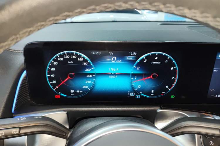 Used Mercedes-Benz GLB 2022 GLB 220 4MATIC Instrument Cluster