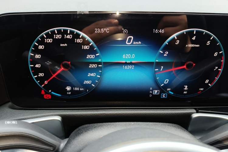 Used Mercedes-Benz GLB 2022 Second Facelift GLB 200 Fashion Edition Instrument Cluster