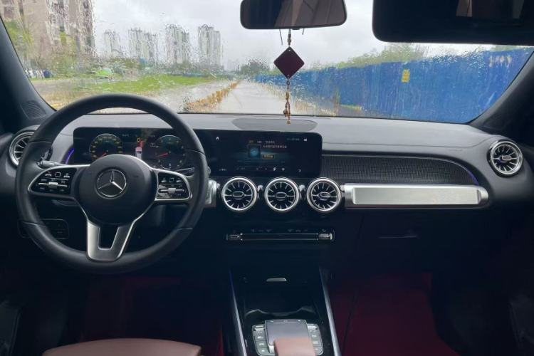 Used Mercedes-Benz GLB 2022 GLB 220 Dynamic Edition Interior 1