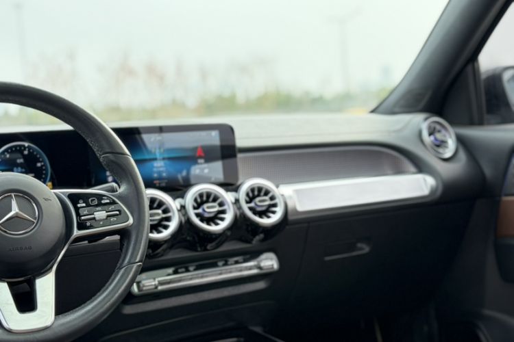Used Mercedes-Benz GLB 2022 GLB 220 Dynamic Edition Interior 1