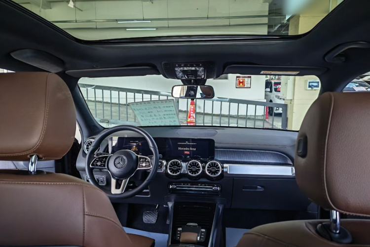 Used Mercedes-Benz GLB 2022 GLB 220 Fashion Model Interior 1