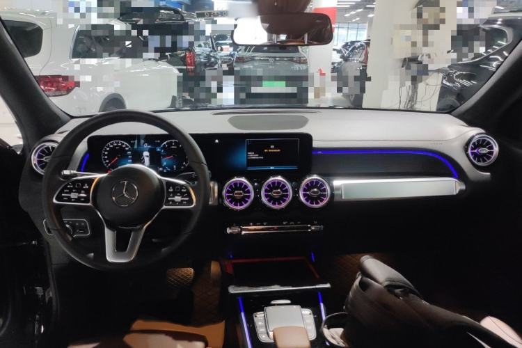 Used Mercedes-Benz GLB 2022 GLB 220 4MATIC Interior 2