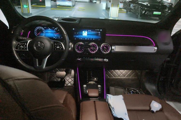 Used Mercedes-Benz GLB 2022 GLB 200 Dynamic Edition Interior 2