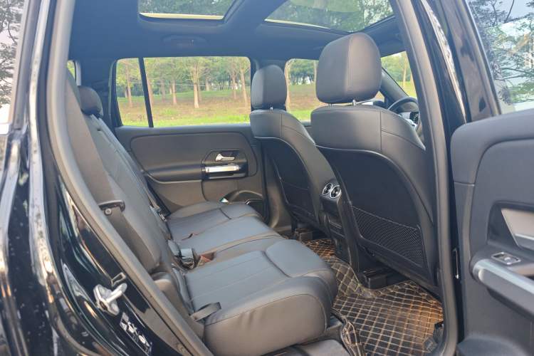 Used Mercedes-Benz GLB 2022 GLB 200 Dynamic Edition Interior 3