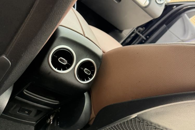 Used Mercedes-Benz GLB 2022 Refresh GLB 200 Dynamic Edition Interior 4