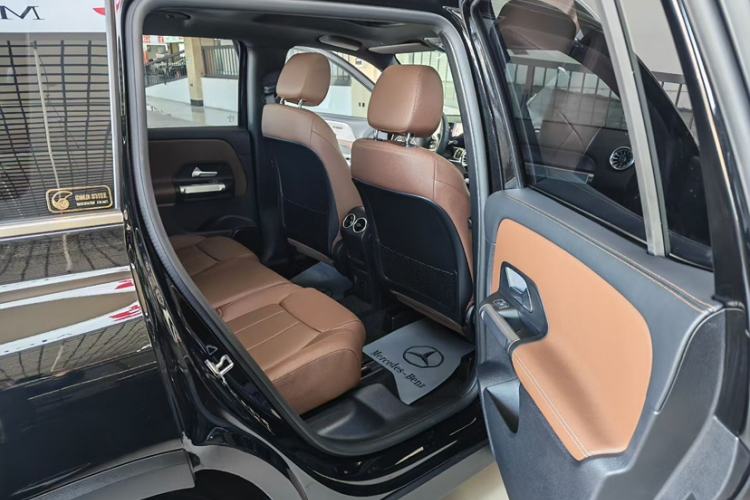 Used Mercedes-Benz GLB 2022 GLB 220 Fashion Model Interior 4