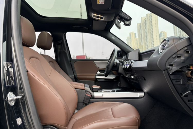 Used Mercedes-Benz GLB 2022 GLB 220 Dynamic Edition Interior 9