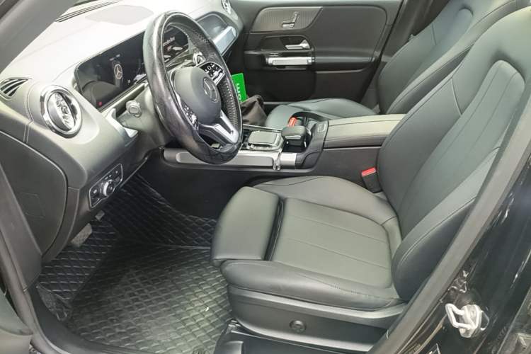 Used Mercedes-Benz GLB 2022 GLB 200 Dynamic Edition Left Front Seat