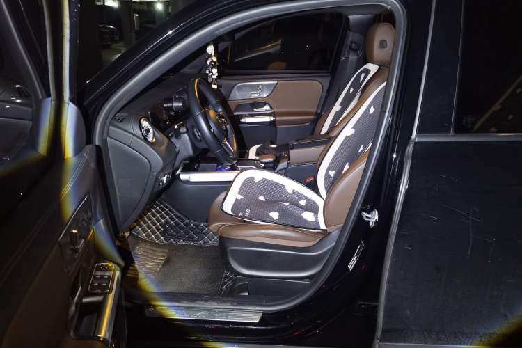 Used Mercedes-Benz GLB 2022 GLB 220 Dynamic Edition Left Front Seat