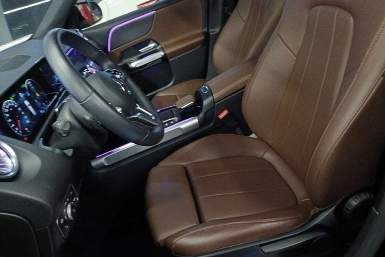 Used Mercedes-Benz GLB 2022 GLB 220 Dynamic Edition Left Front Seat