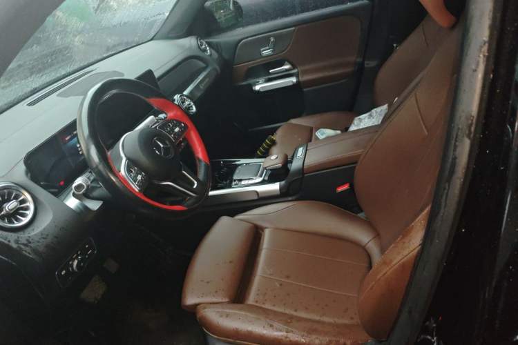 Used Mercedes-Benz GLB 2022 Second Facelift GLB 200 Dynamic Edition Left Front Seat