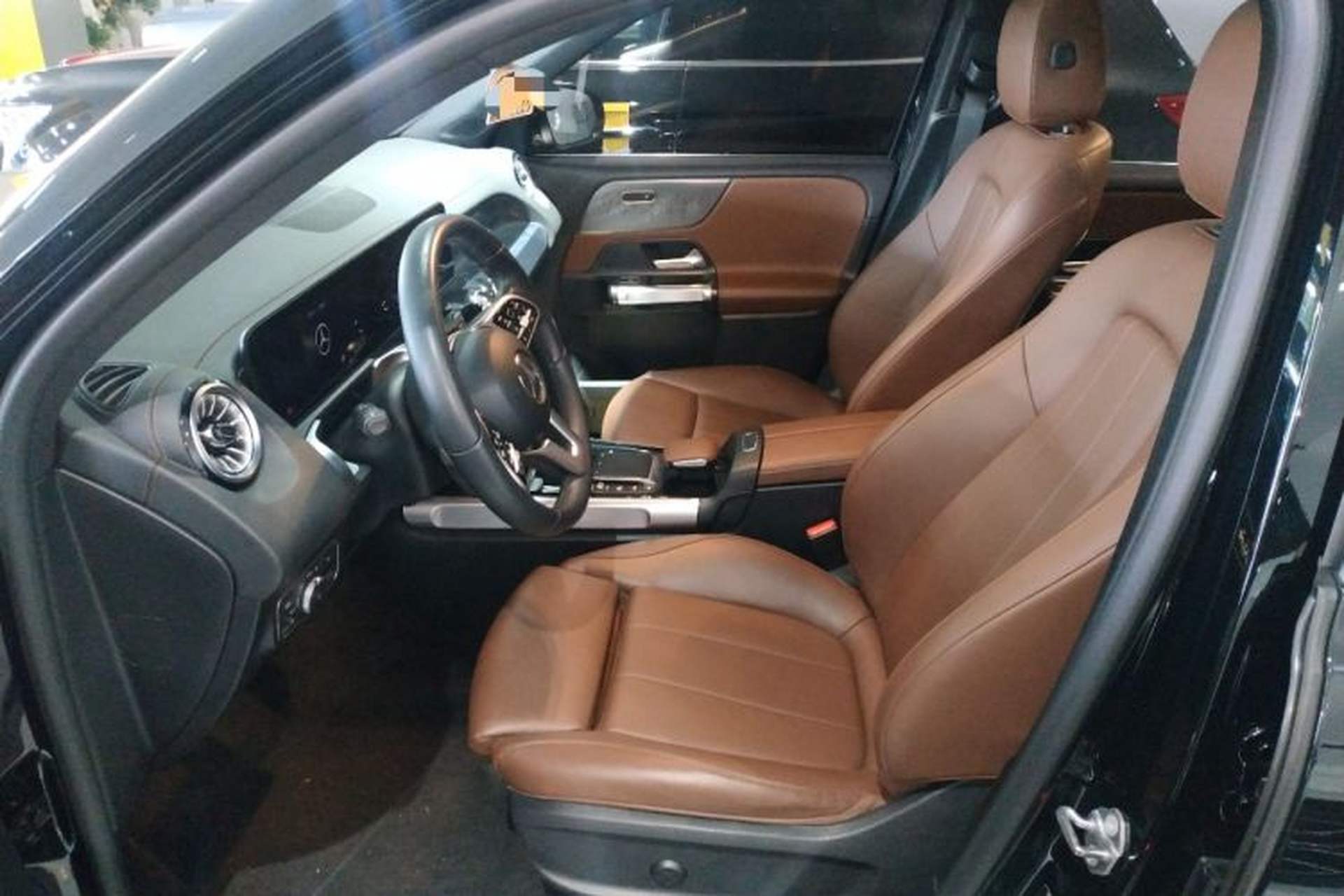 Used Mercedes-Benz GLB 2022 GLB 220 Fashion Model Left Front Seat