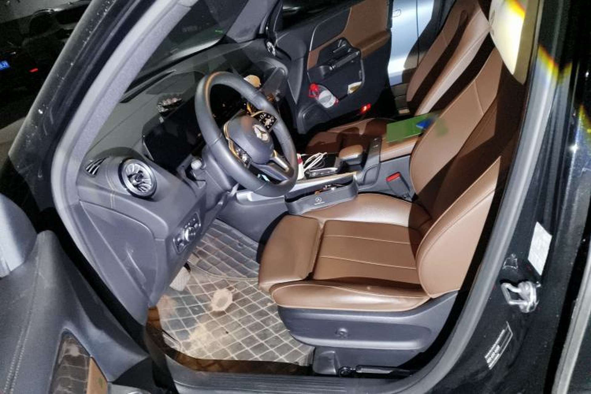 Used Mercedes-Benz GLB 2022 GLB 200 Dynamic Edition Left Front Seat