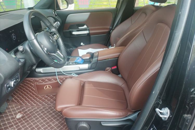 Used Mercedes-Benz GLB 2022 Second Facelift GLB 200 Fashion Edition Left Front Seat