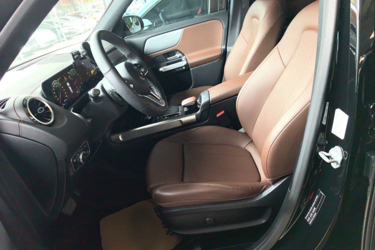 Used Mercedes-Benz GLB 2022 Second Facelift GLB 200 Dynamic Edition Left Front Seat