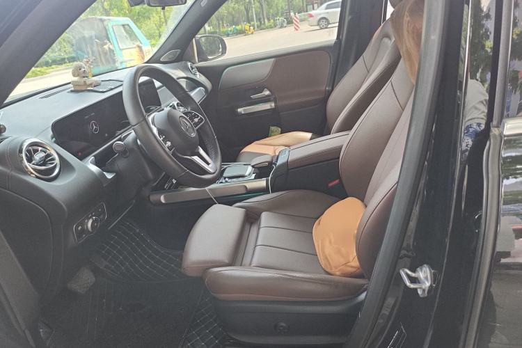 Used Mercedes-Benz GLB 2022 Second Facelift GLB 200 Fashion Edition Left Front Seat