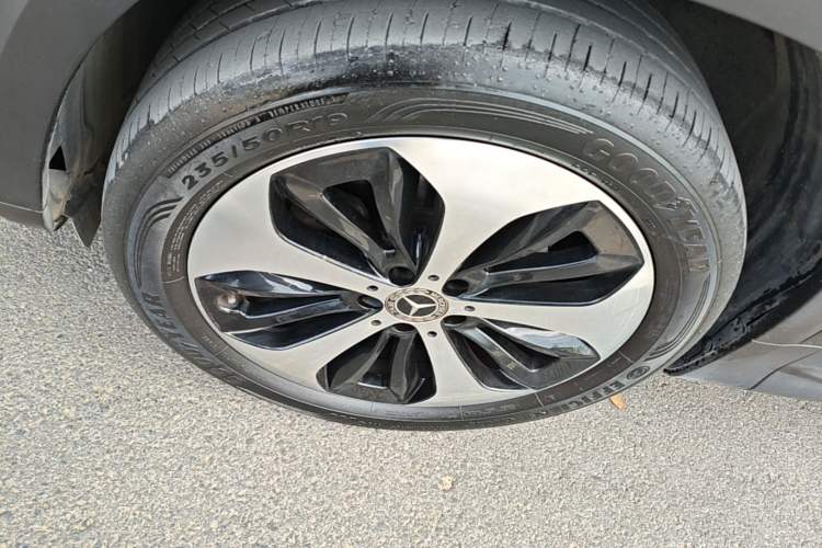 Used Mercedes-Benz GLB 2022 GLB 200 Stylish Edition Left Front Wheel Hub