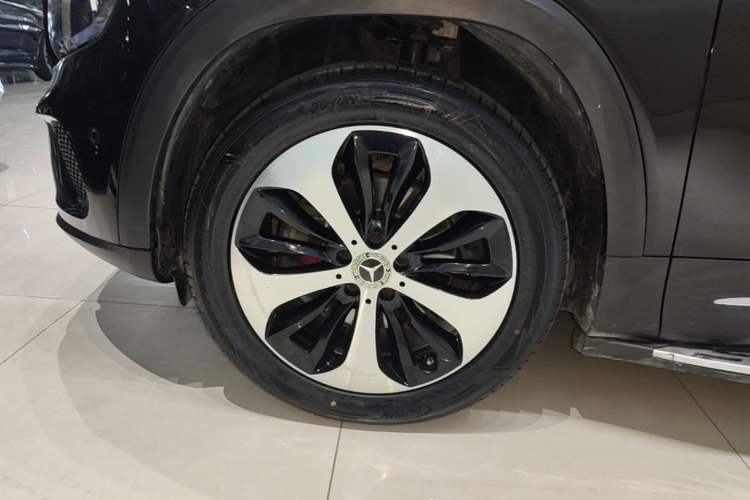 Used Mercedes-Benz GLB 2022 GLB 200 Stylish Edition Left Front Wheel Hub