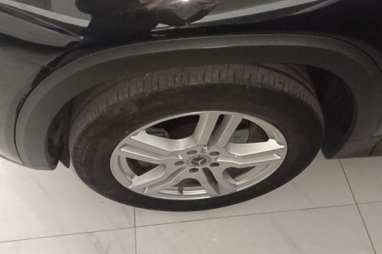 Used Mercedes-Benz GLB 2022 Refresh GLB 200 Dynamic Edition Left Front Wheel Hub