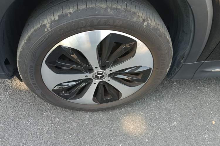 Used Mercedes-Benz GLB 2022 Updated GLB 200 Fashion Edition Left Front Wheel Hub