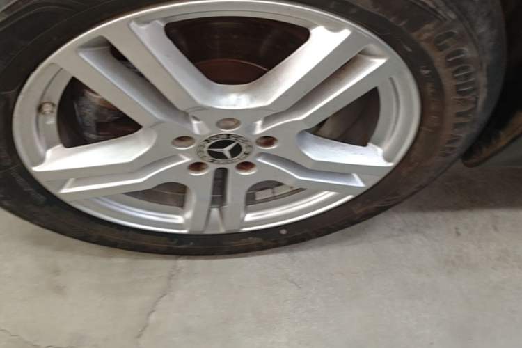 Used Mercedes-Benz GLB 2022 Second Facelift GLB 200 Fashion Edition Left Front Wheel Hub