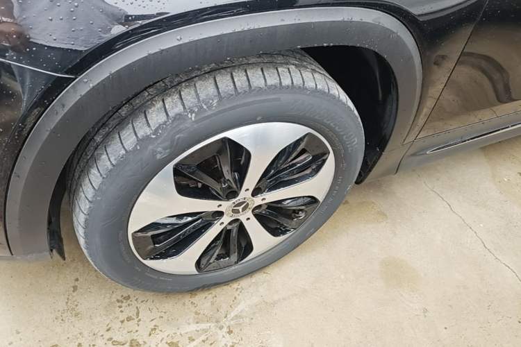 Used Mercedes-Benz GLB 2022 Updated GLB 200 Fashion Edition Left Front Wheel Hub