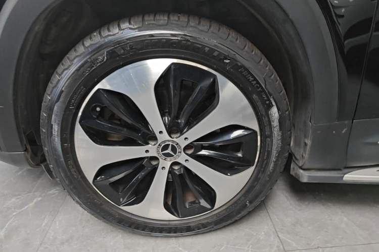 Used Mercedes-Benz GLB 2022 Updated GLB 200 Fashion Edition Left Front Wheel Hub