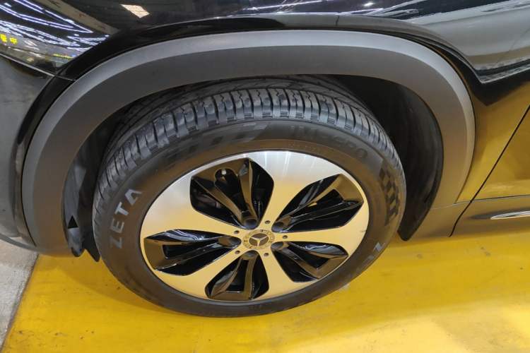 Used Mercedes-Benz GLB 2022 Updated GLB 200 Fashion Edition Left Front Wheel Hub