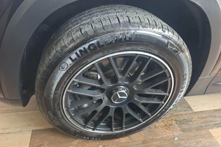 Used Mercedes-Benz GLB 2022 Second Facelift GLB 200 Dynamic Edition Left Front Wheel Hub