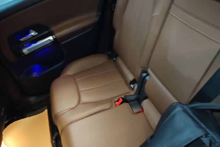 Used Mercedes-Benz GLB 2022 Refresh GLB 200 Dynamic Edition Left Rear Seat