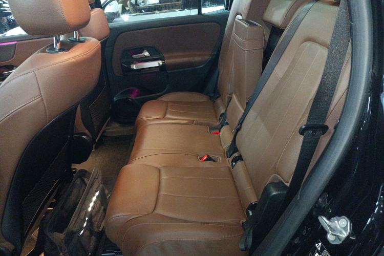 Used Mercedes-Benz GLB 2022 Updated GLB 200 Fashion Edition Left Rear Seat