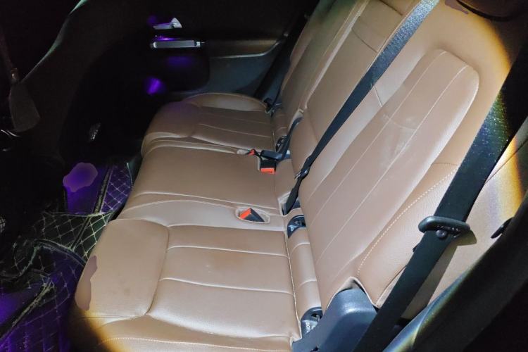 Used Mercedes-Benz GLB 2022 GLB 220 Fashion Model Left Rear Seat