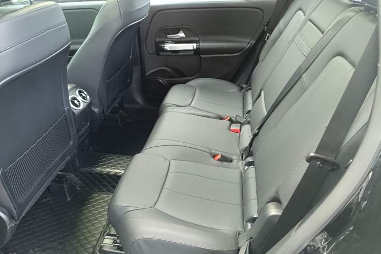 Used Mercedes-Benz GLB 2022 GLB 200 Dynamic Edition Left Rear Seat