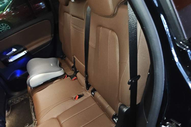 Used Mercedes-Benz GLB 2022 GLB 220 4MATIC Left Rear Seat