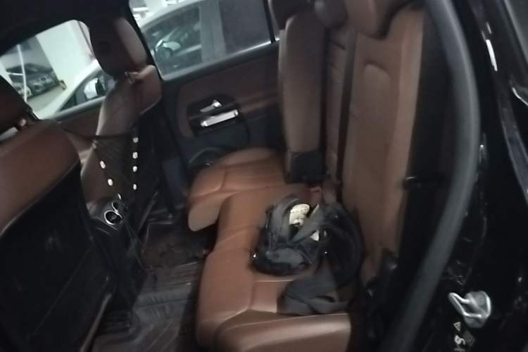 Used Mercedes-Benz GLB 2022 GLB 200 Stylish Edition Left Rear Seat