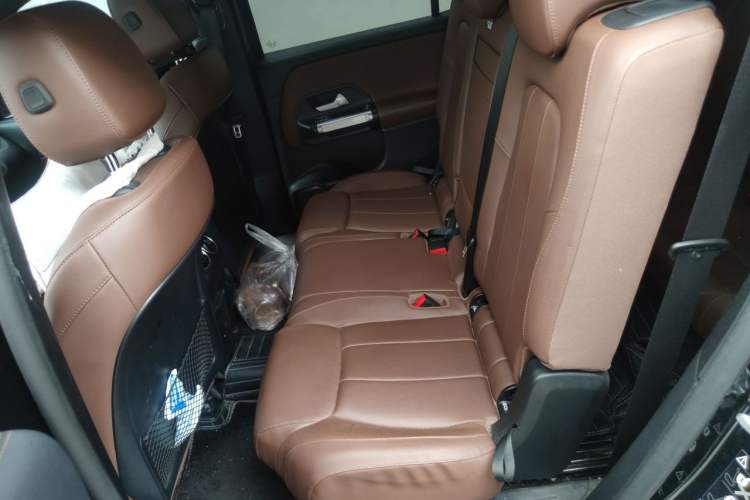 Used Mercedes-Benz GLB 2022 GLB 220 4MATIC Left Rear Seat