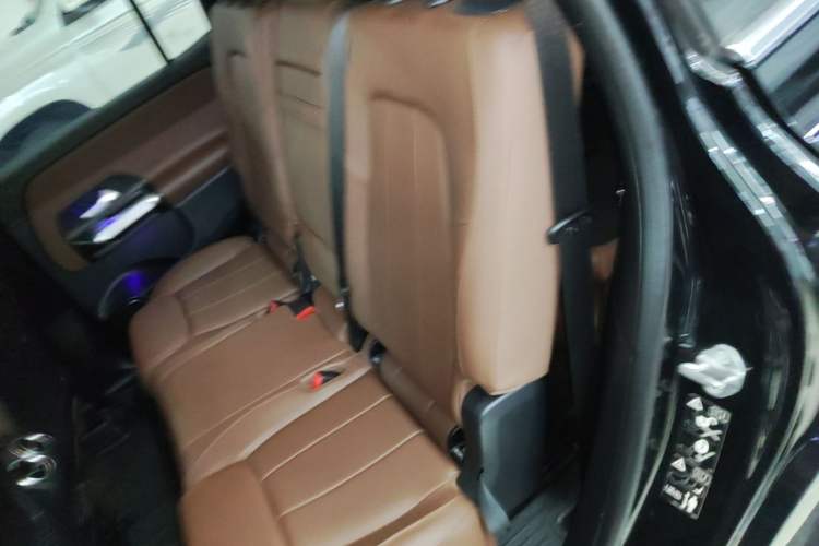 Used Mercedes-Benz GLB 2022 GLB 220 Fashion Model Left Rear Seat