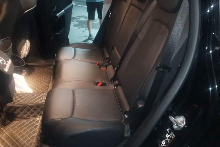 Used Mercedes-Benz GLB 2022 GLB 220 Dynamic Edition Left Rear Seat